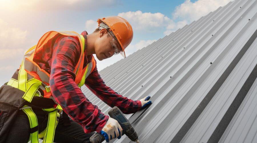 Professional residential roofers in Folsom, CA